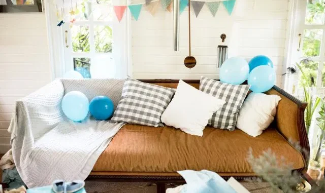baby-shower-party_53876-31238-640x427
